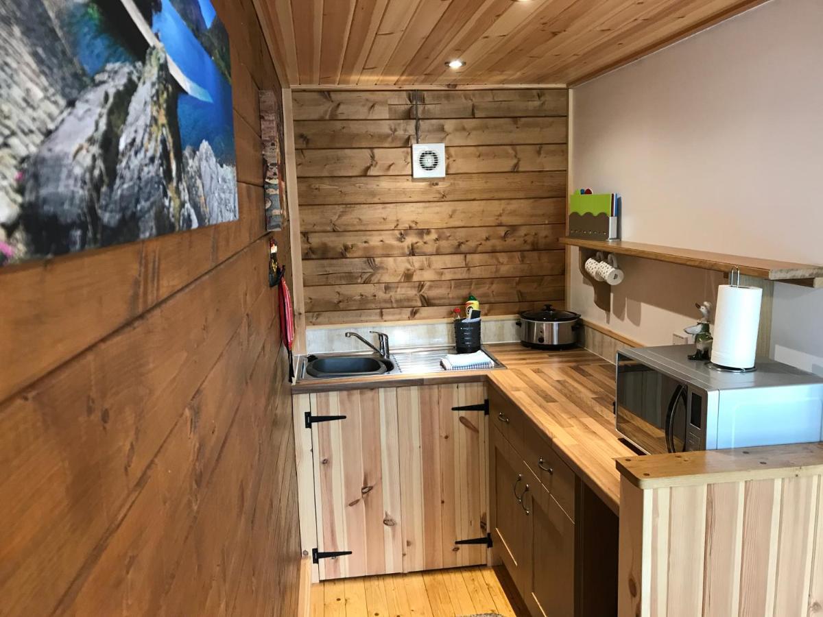 Hill Cottage Cabins ฟอร์ตออกัสตัส ภายนอก รูปภาพ