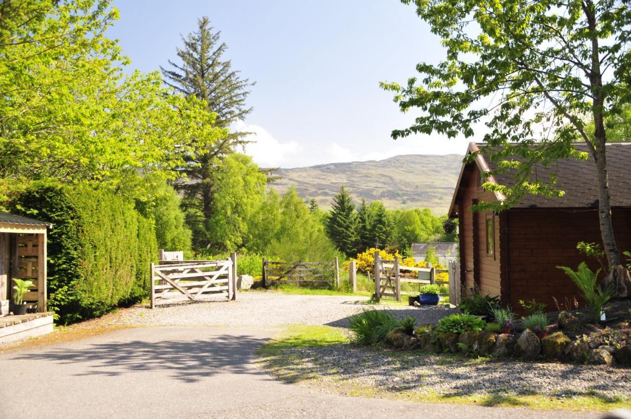 Hill Cottage Cabins ฟอร์ตออกัสตัส ภายนอก รูปภาพ